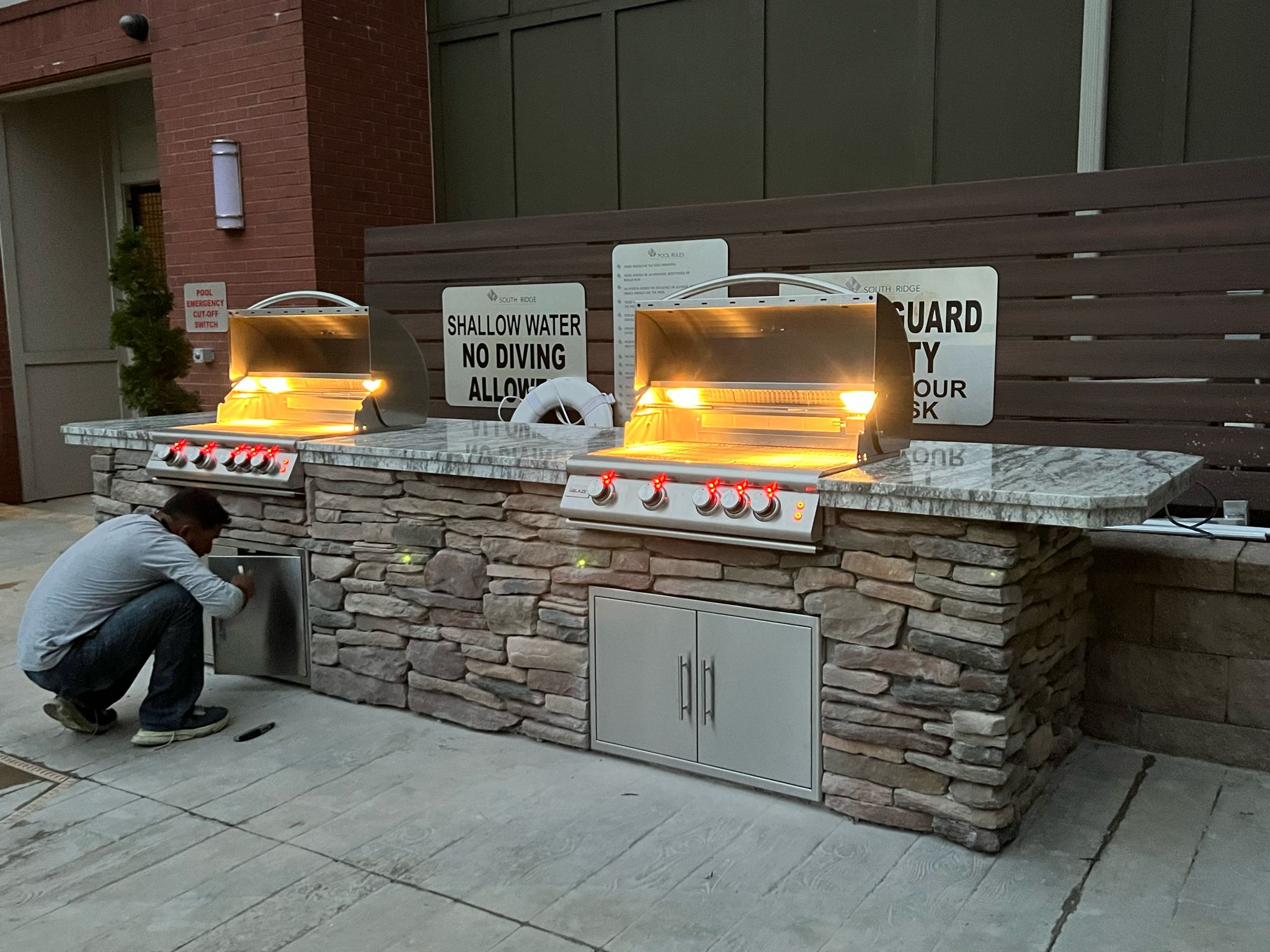 Custom fabrication stone of marmol, quartz, marble